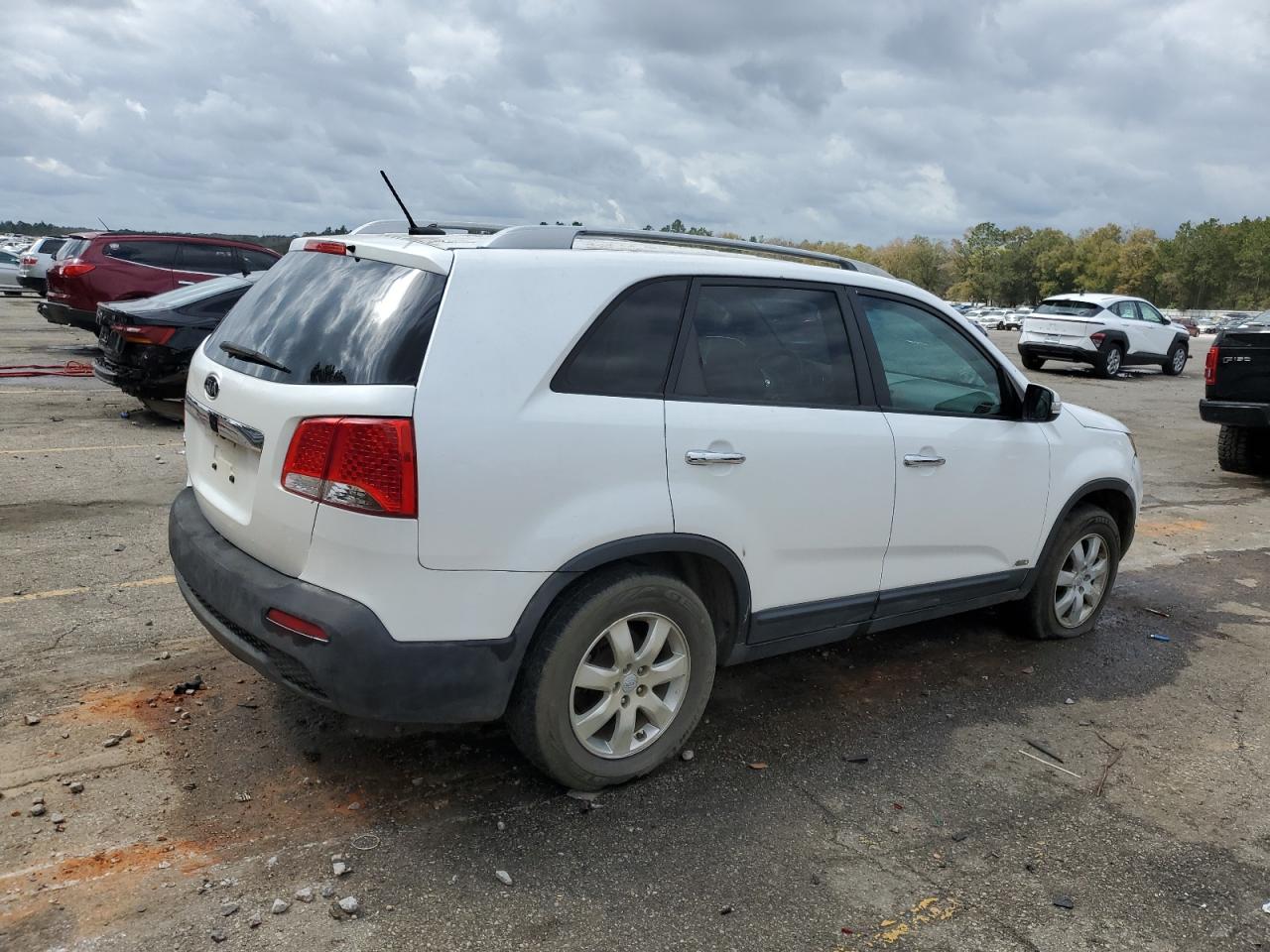2011 Kia Sorento - Image 3