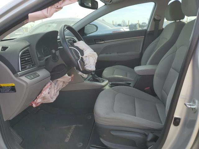  HYUNDAI ELANTRA 2017 Серебристый