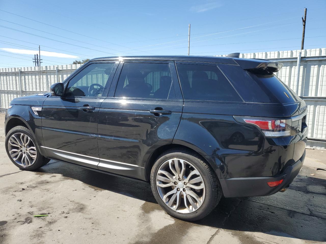 2017 Land Rover Range Rover - Image 2