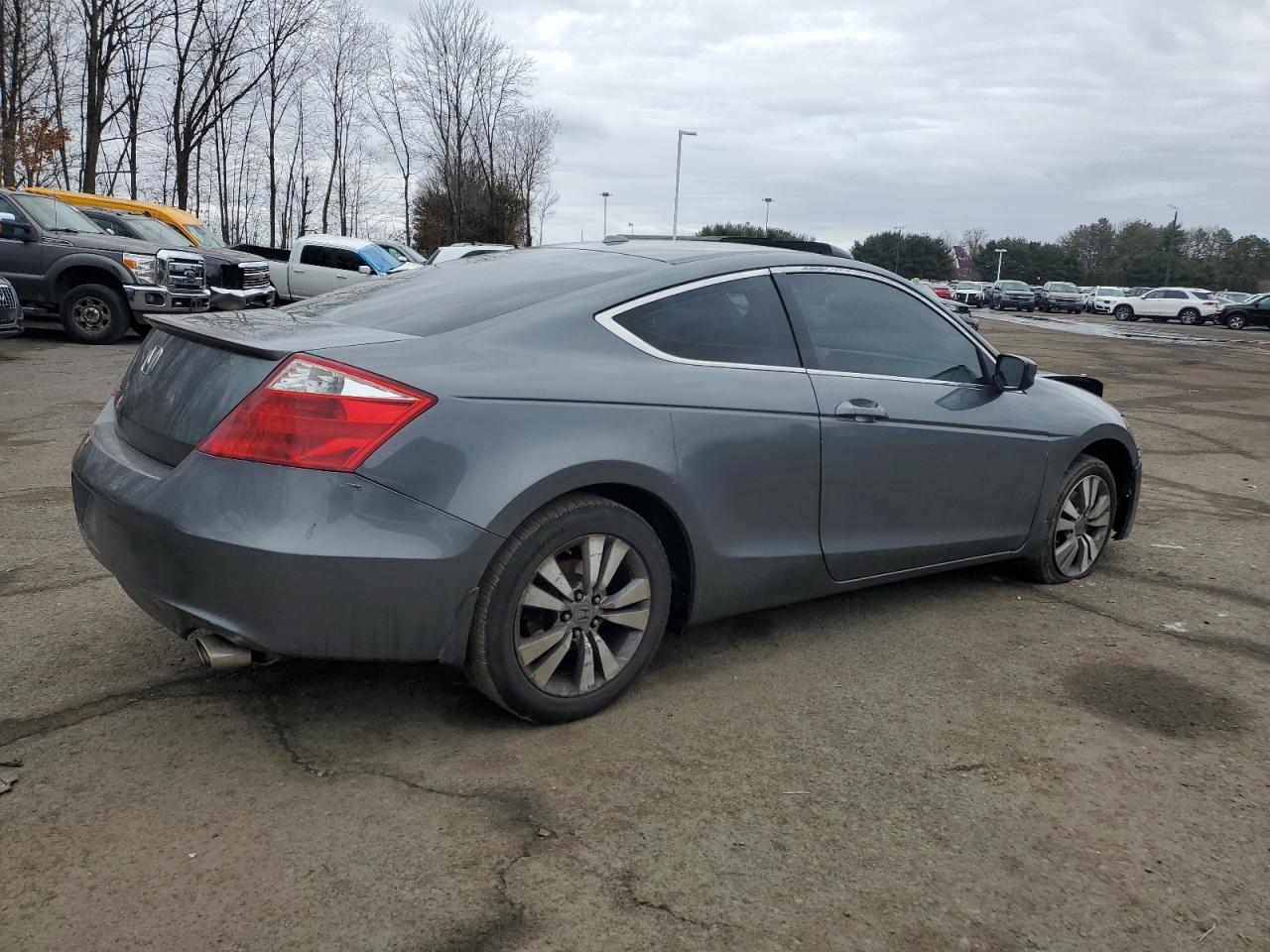 2010 Honda Accord - Image 3