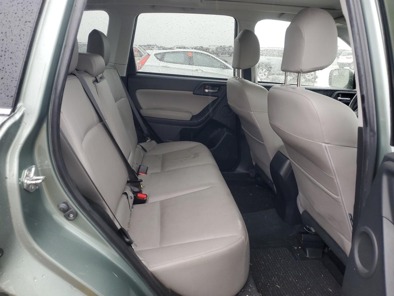 2016 Subaru Forester - Image 11