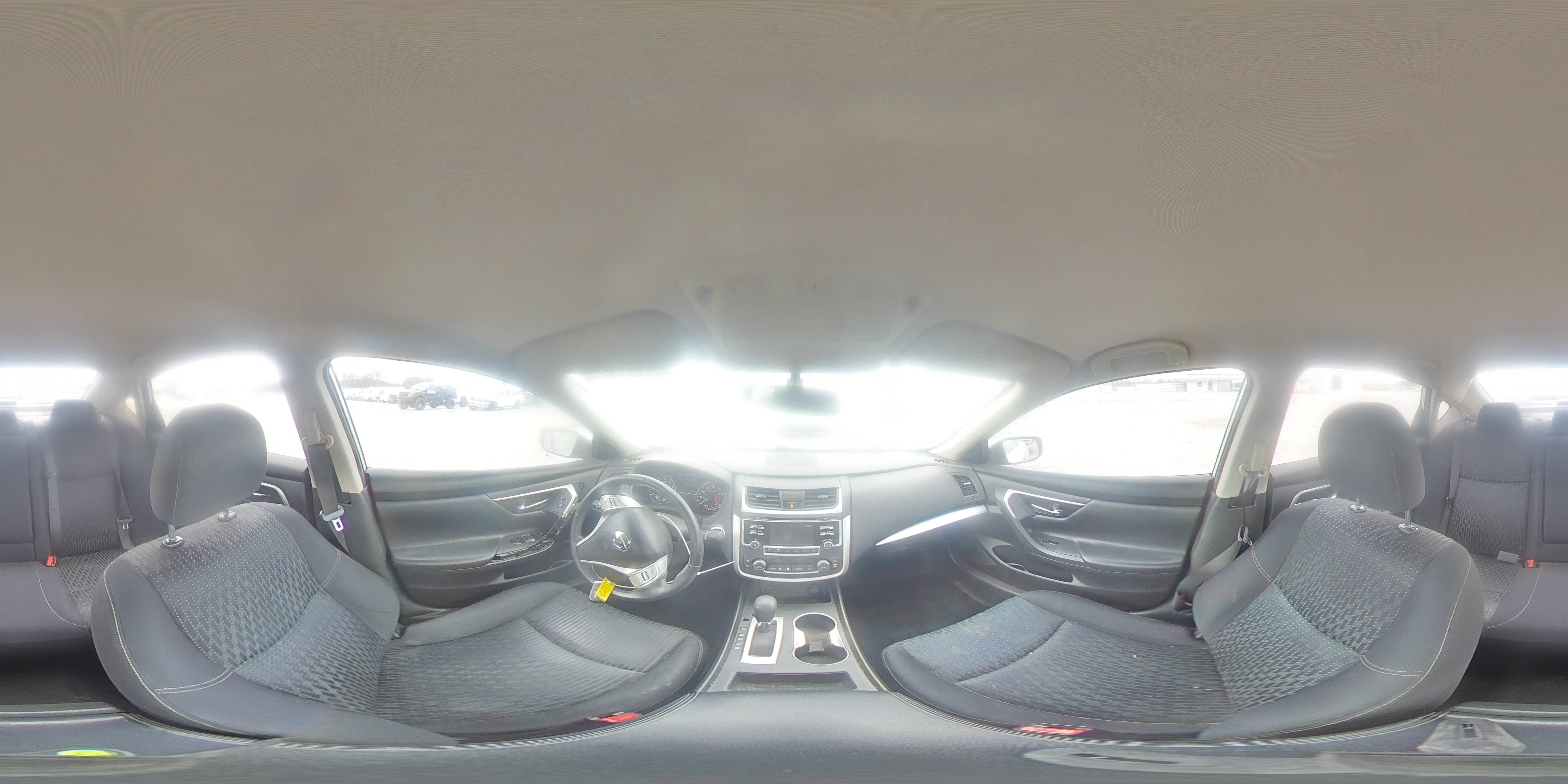2016 Nissan Altima - Image 12