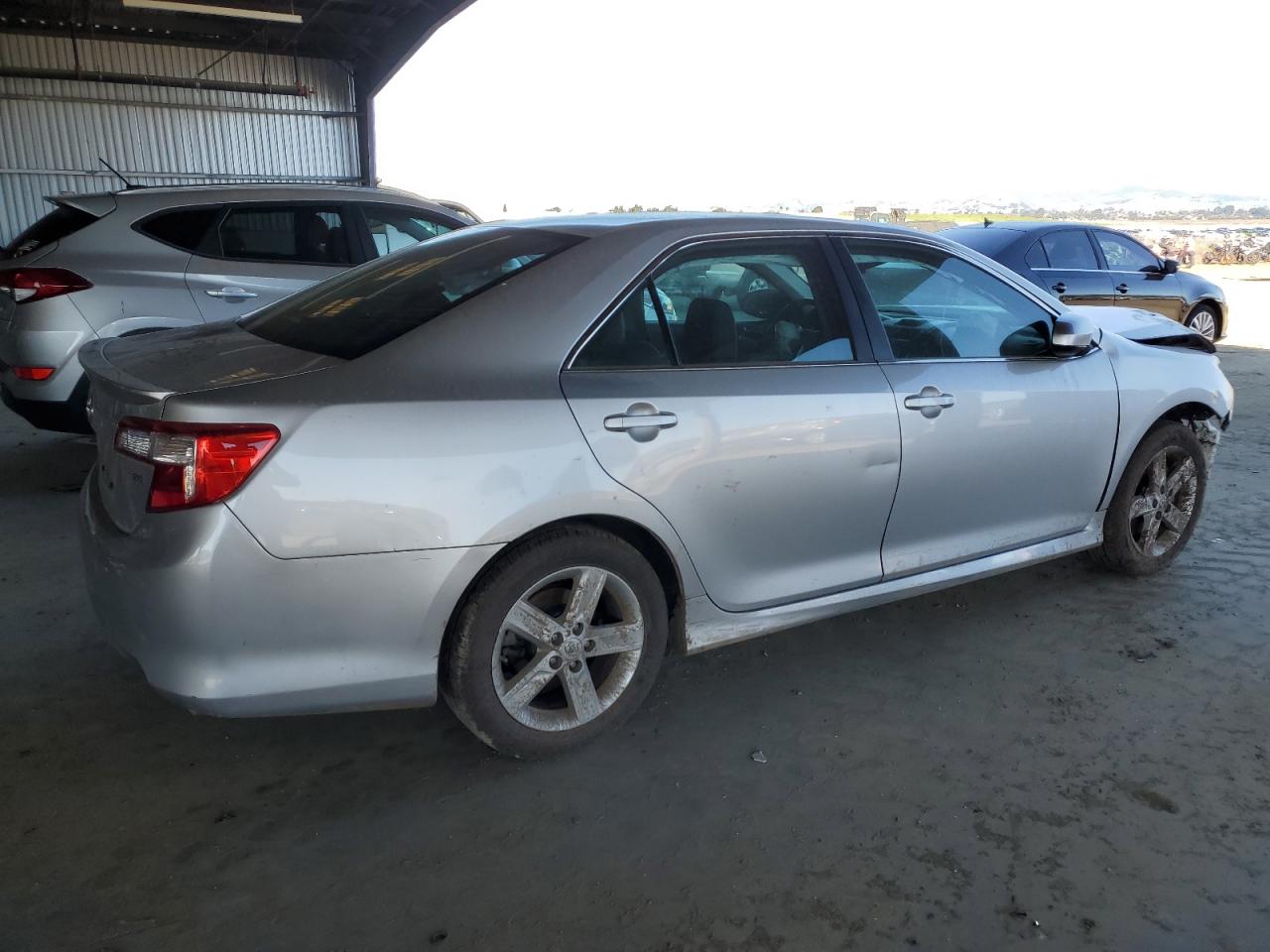 2013 Toyota Camry - Image 3