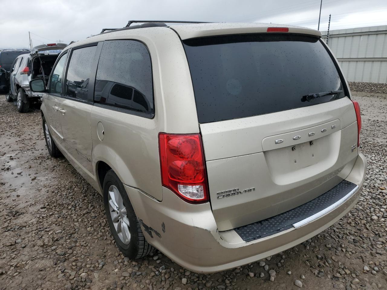 2015 Dodge Caravan - Image 2