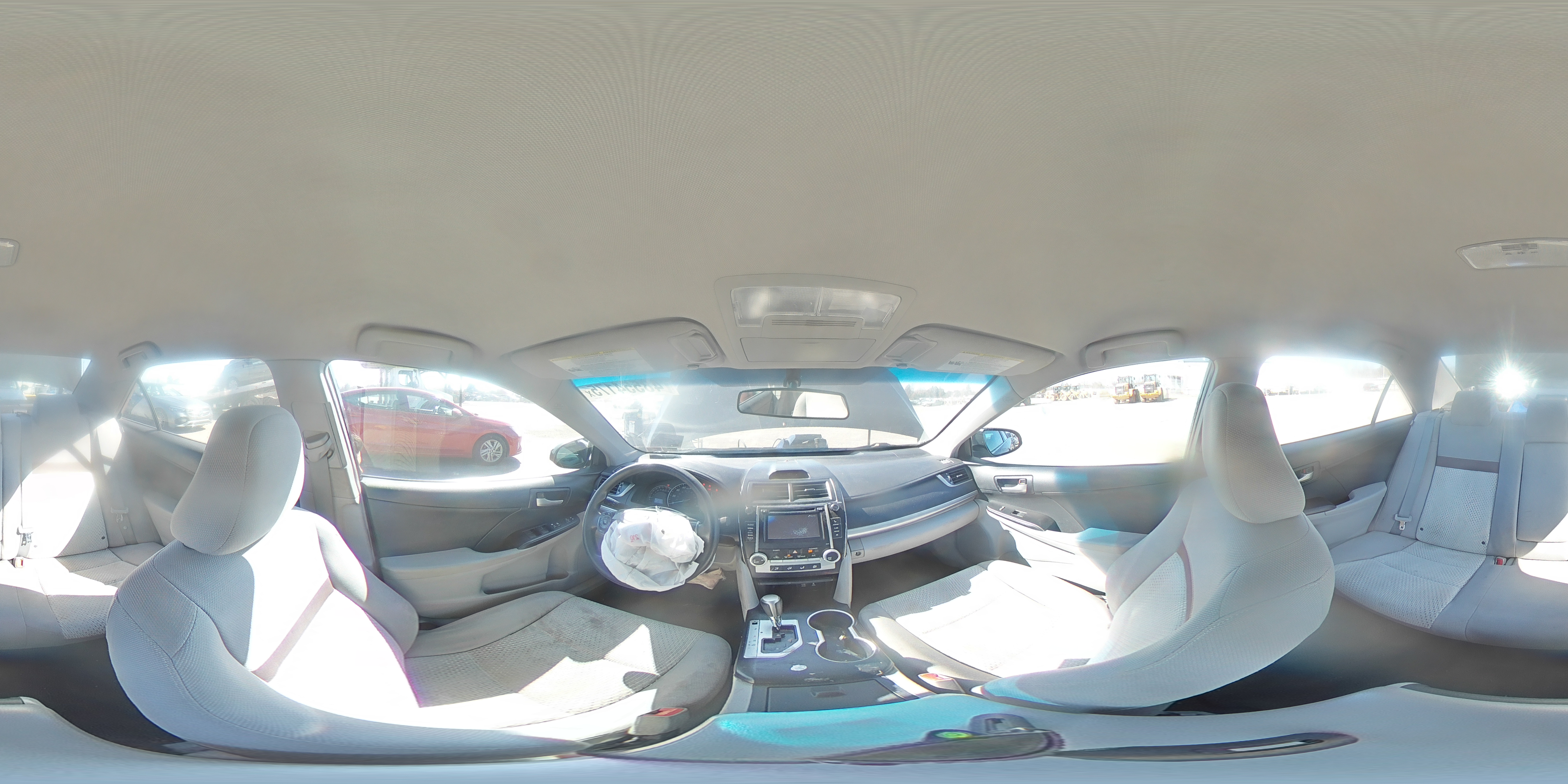 2013 Toyota Camry - Image 13