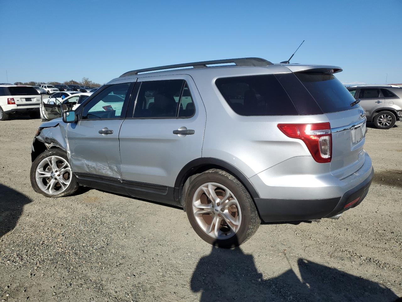 2013 Ford Explorer - Image 2