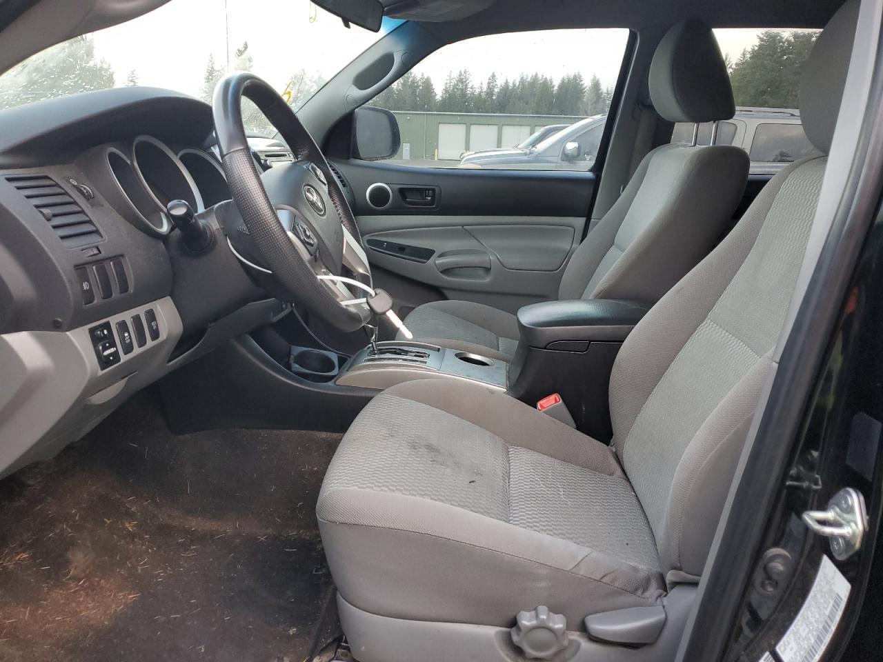 2014 Toyota Tacoma - Image 7