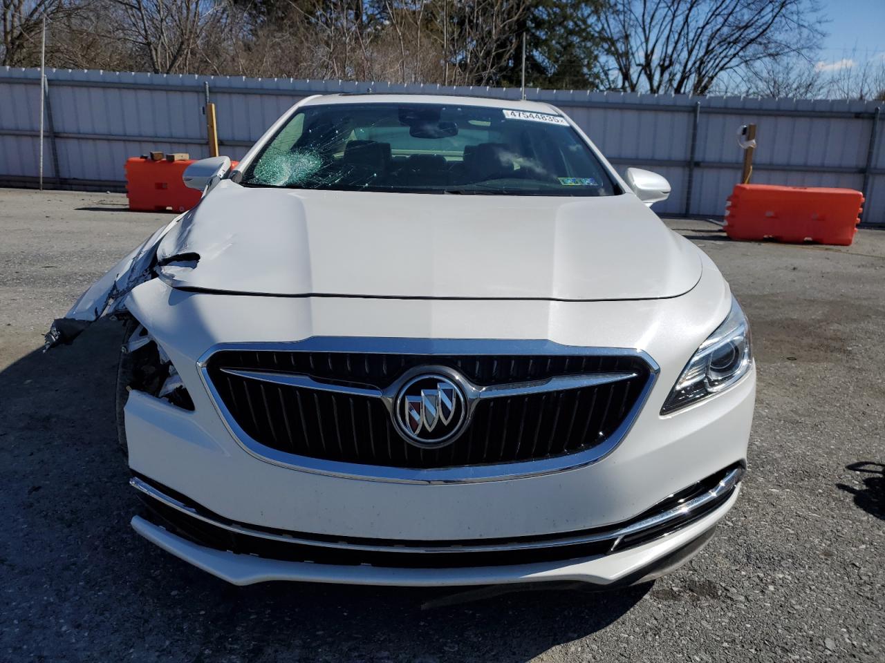 2017 Buick LaCrosse - Image 5