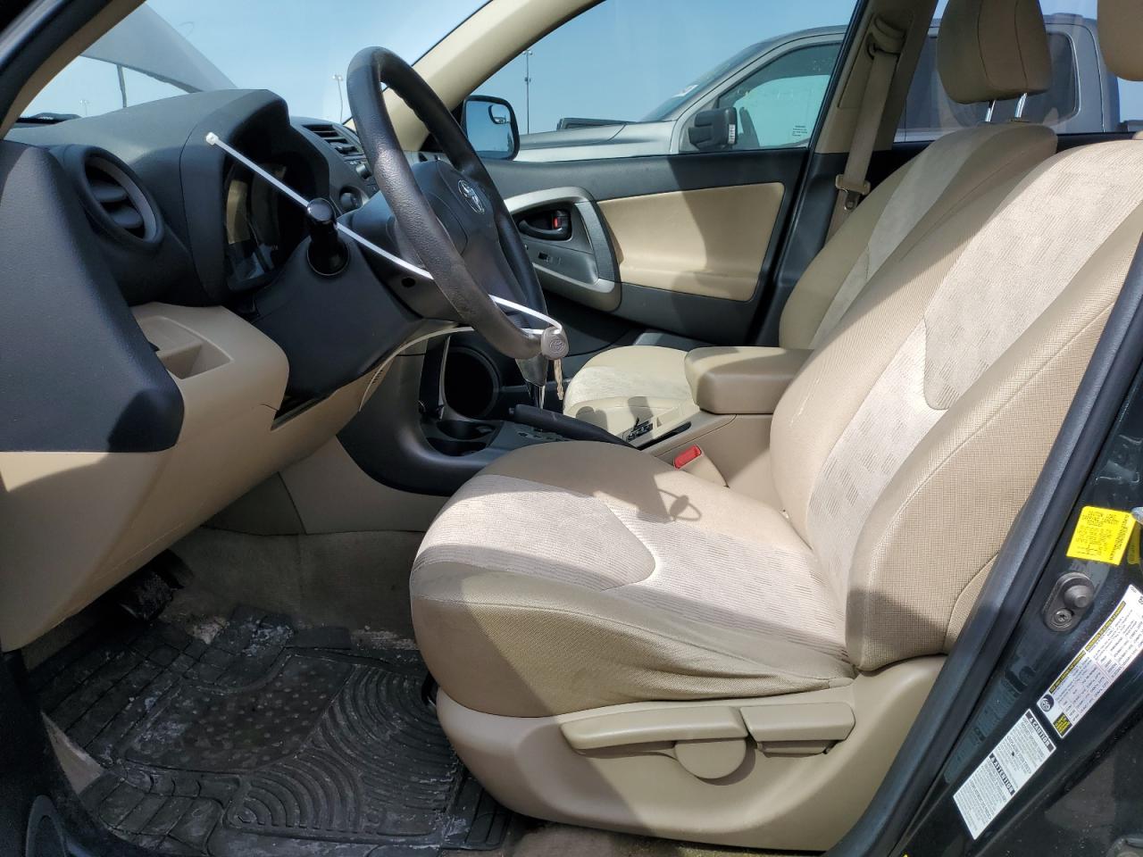 2011 Toyota RAV 4 - Image 7