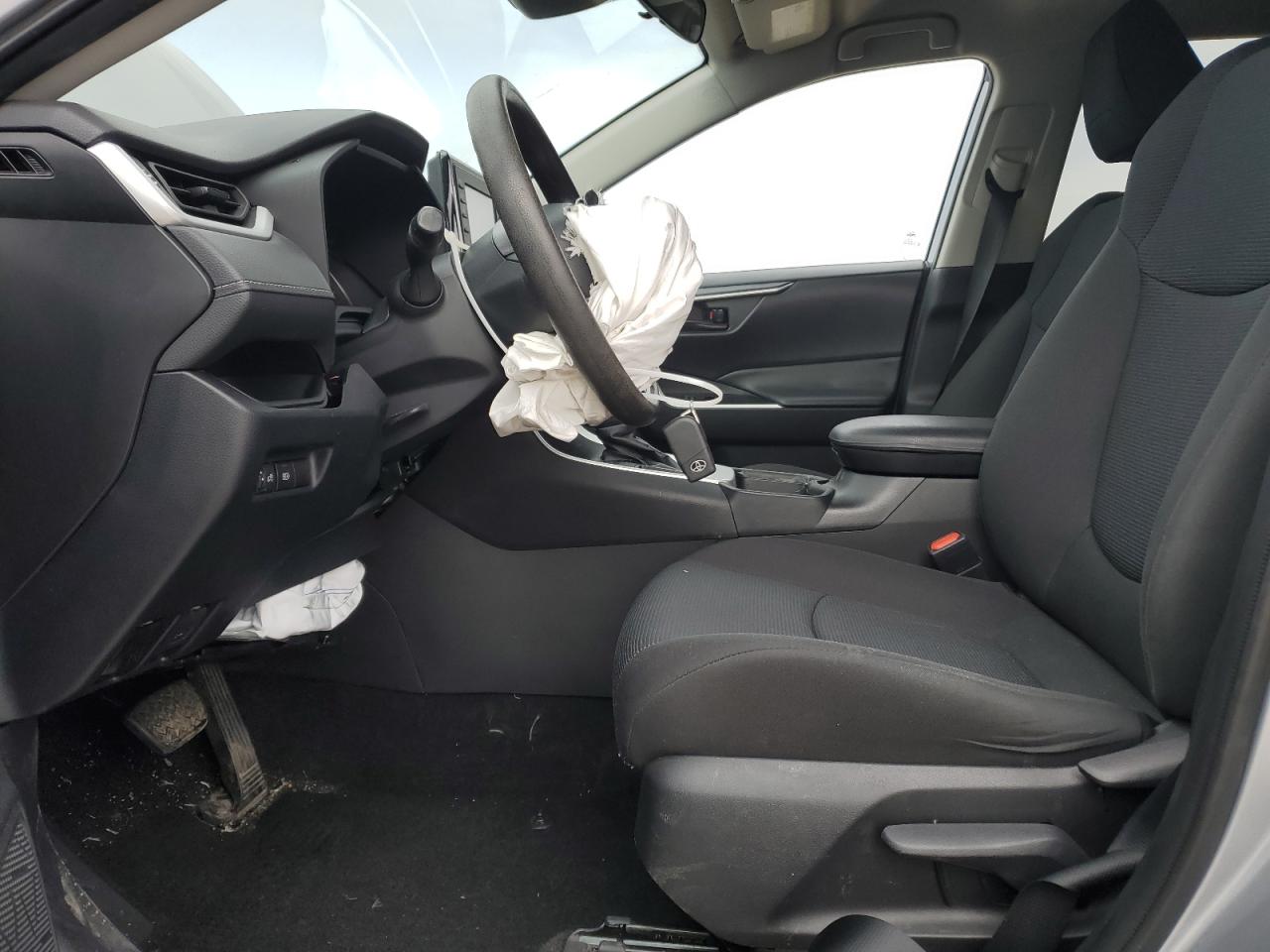 2020 Toyota RAV 4 - Image 7