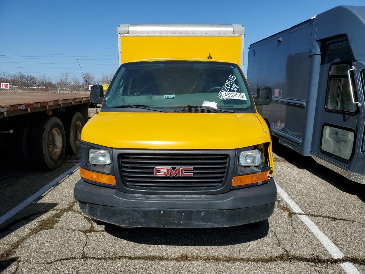 2017 GMC Savana - Image 5