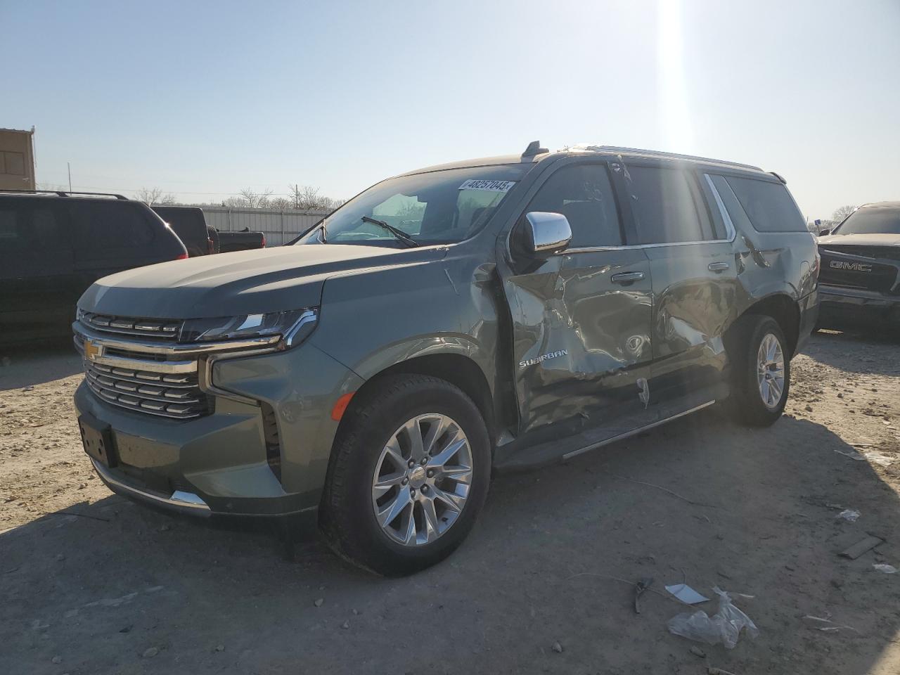 2023 Chevrolet Suburban K1500 Premier for Sale in Kansas City, KS - Side