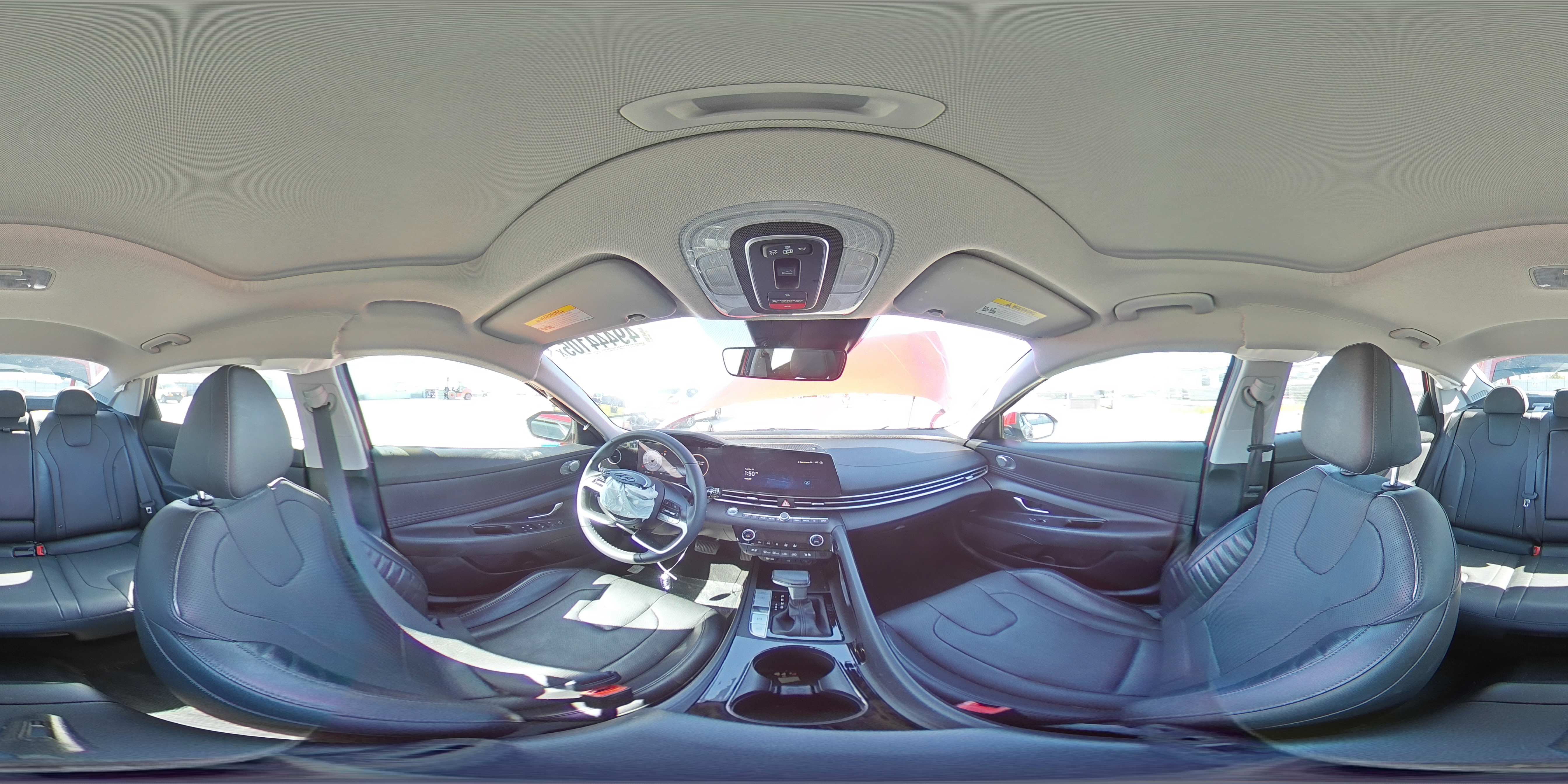 2023 Hyundai Elantra - Image 12