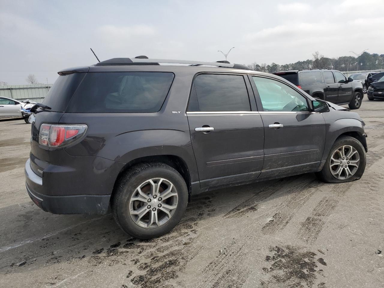 2014 GMC Acadia - Image 3