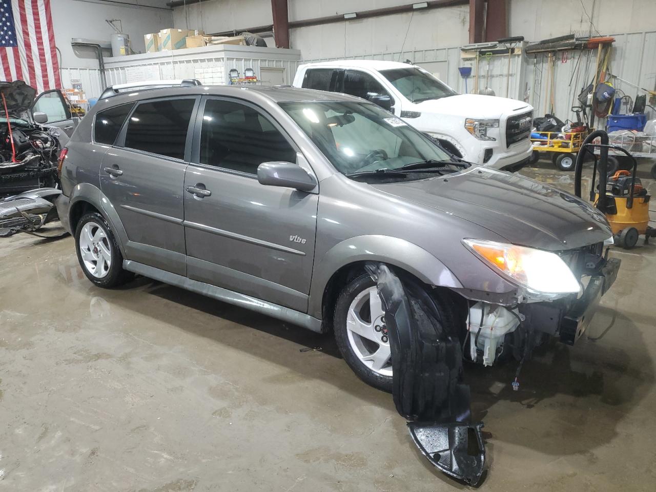 2007 Pontiac Vibe - Image 4