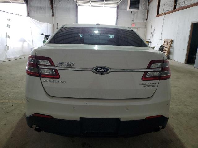 Sedans FORD TAURUS 2016 White