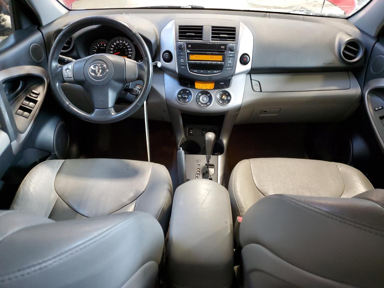 2008 Toyota RAV 4 - Image 8