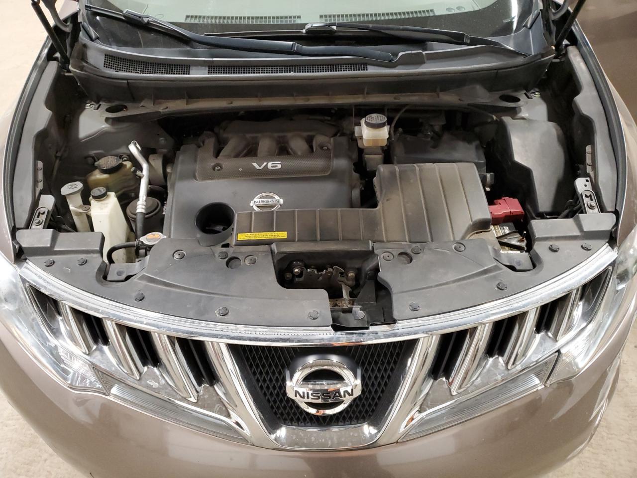2010 Nissan Murano - Image 14