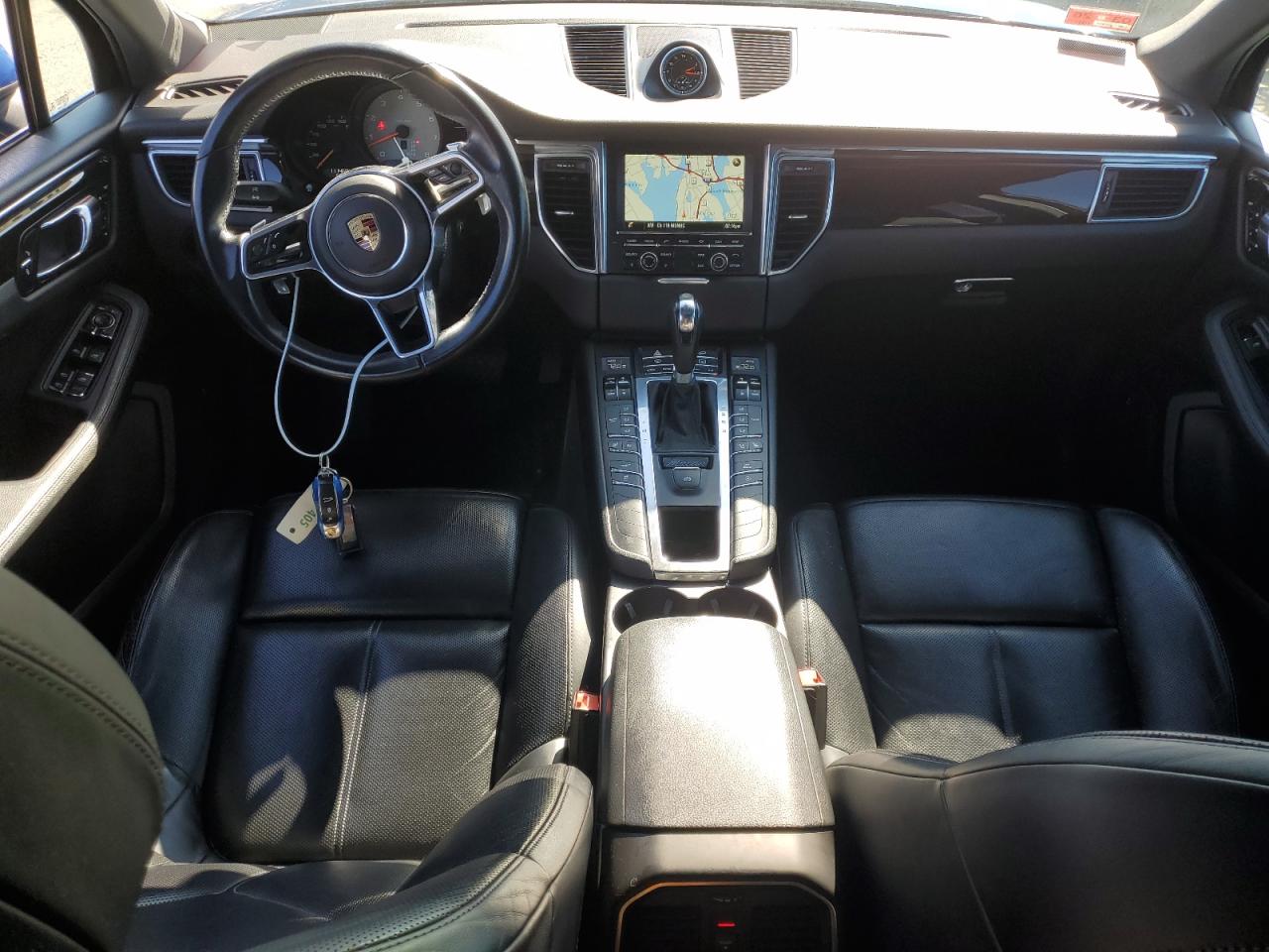 2016 Porsche Macan - Image 8
