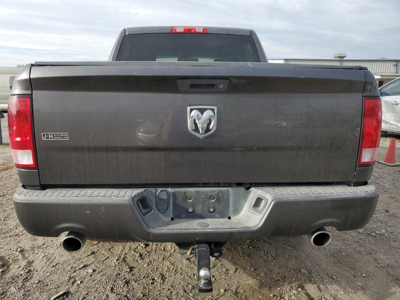2016 RAM 1500 - Image 6