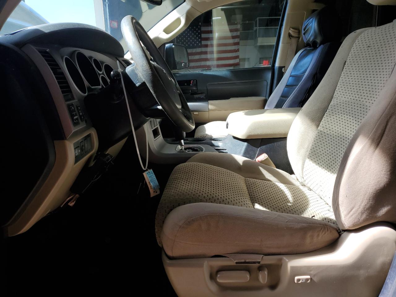 2012 Toyota Tundra - Image 7