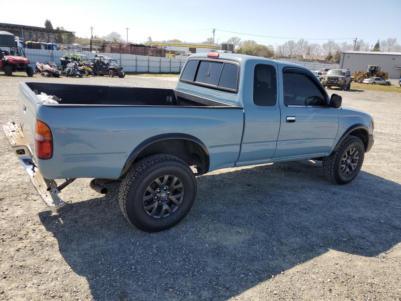 2000 Toyota Tacoma - Image 3