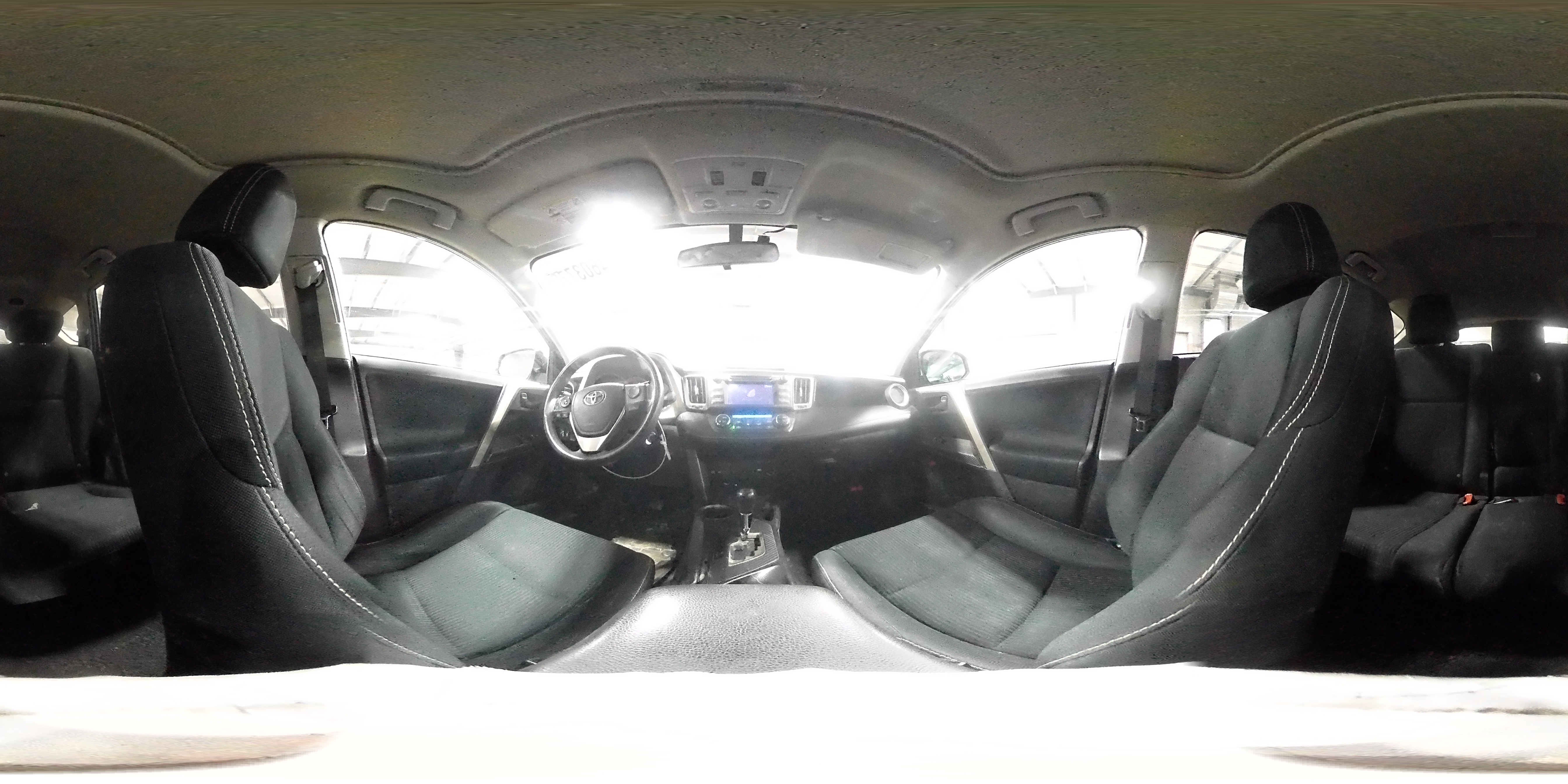 2013 Toyota RAV 4 - Image 15