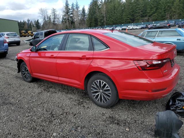  VOLKSWAGEN JETTA 2021 Красный