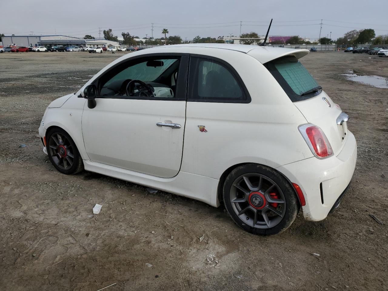 2014 Fiat 500 - Image 2