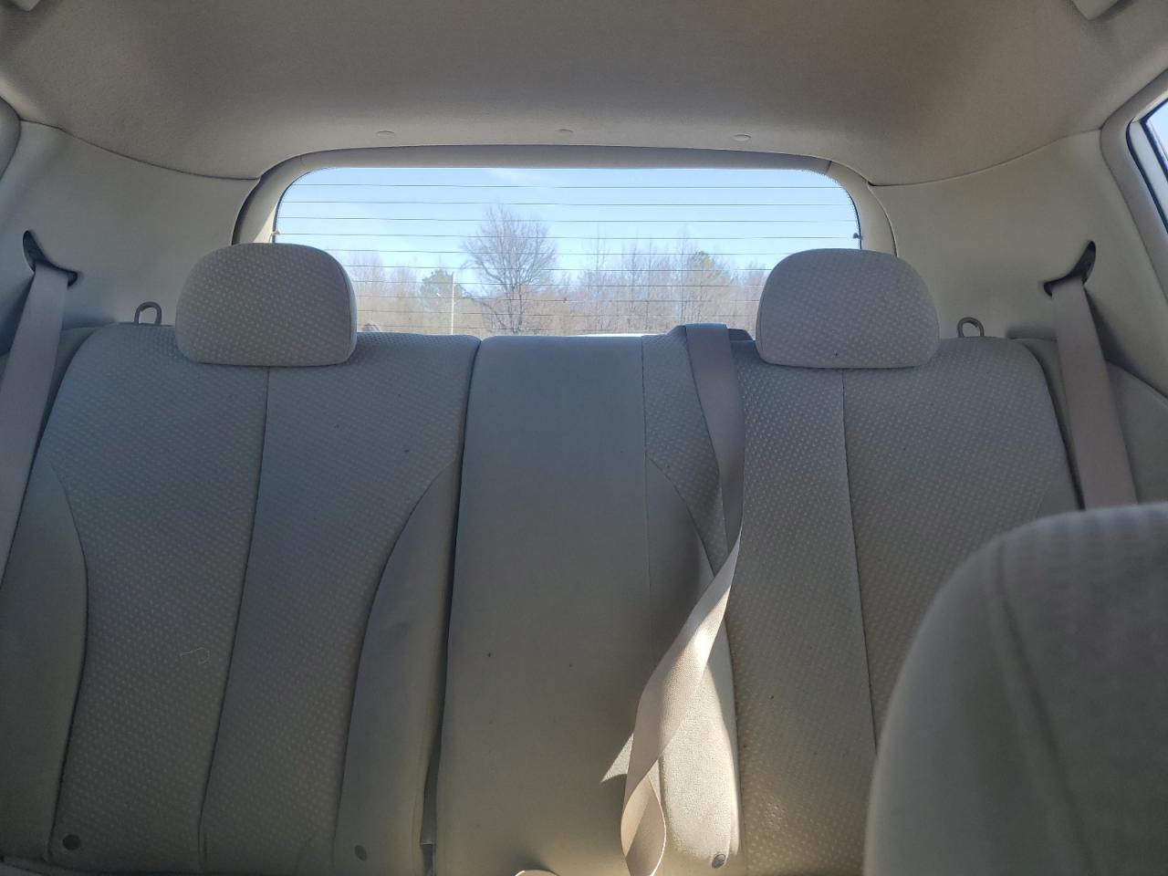 2010 Nissan Versa - Image 10