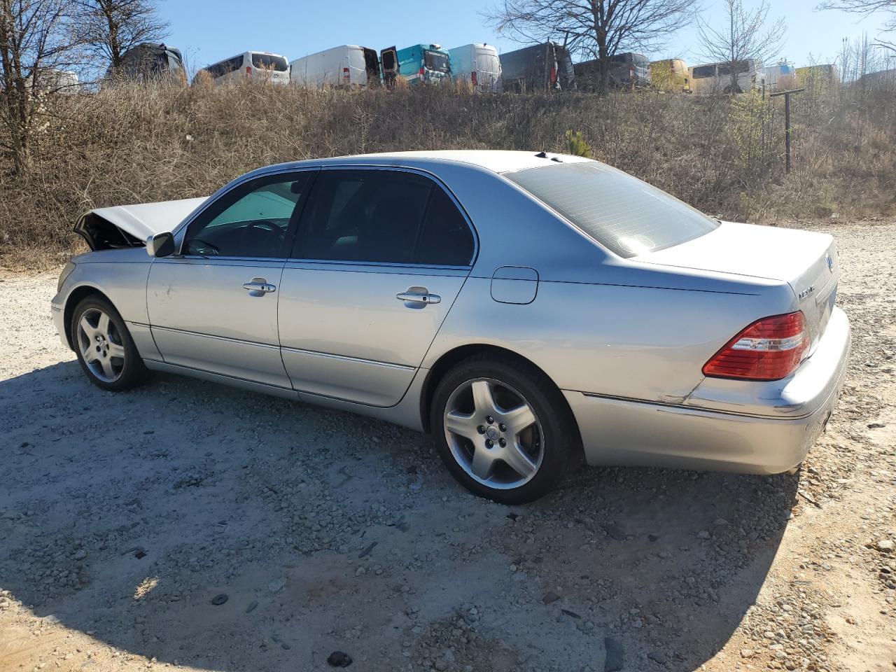2006 Lexus LS - Image 2