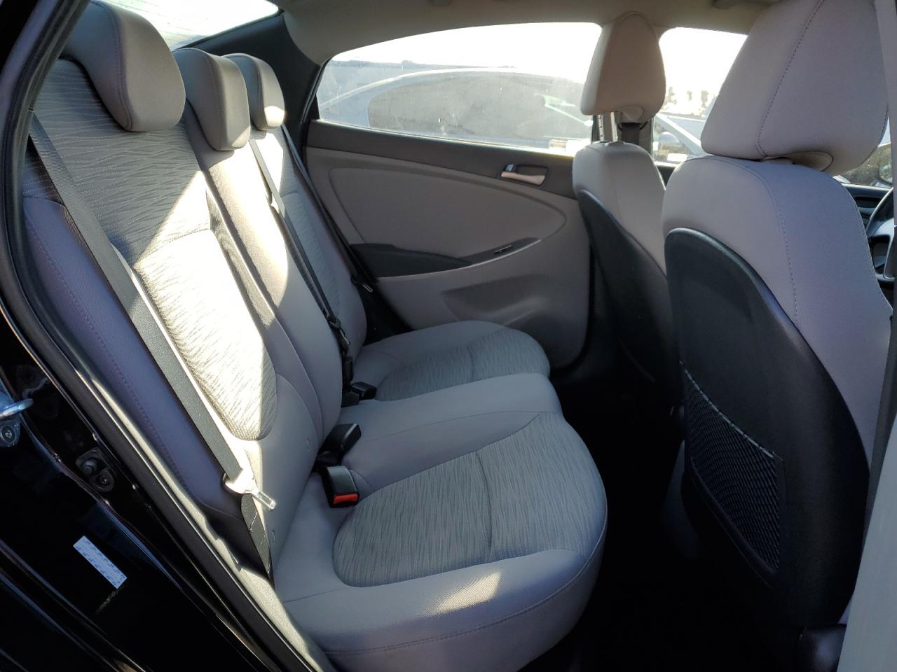 2017 Hyundai Accent - Image 10
