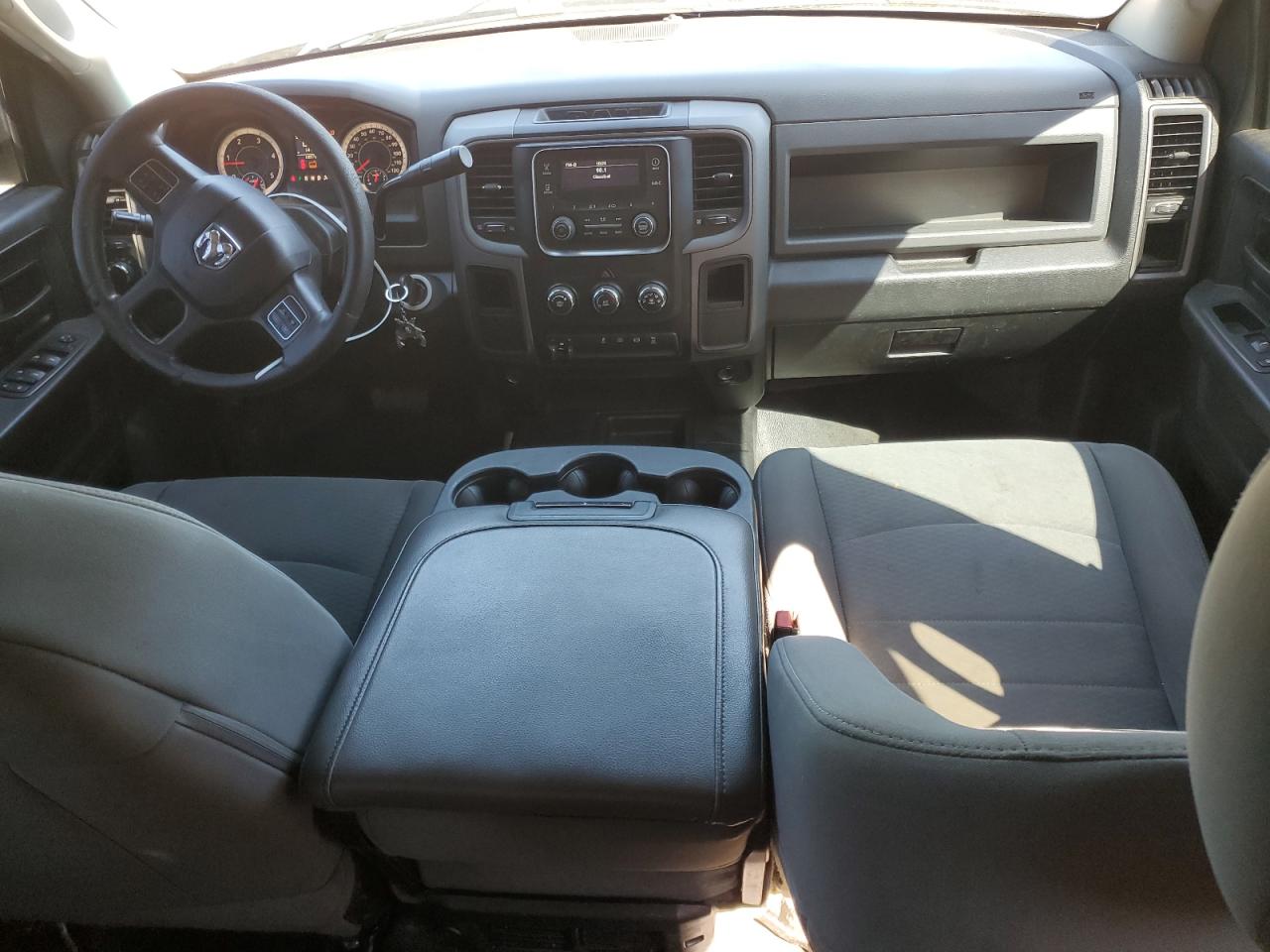 2016 RAM 2500 - Image 8