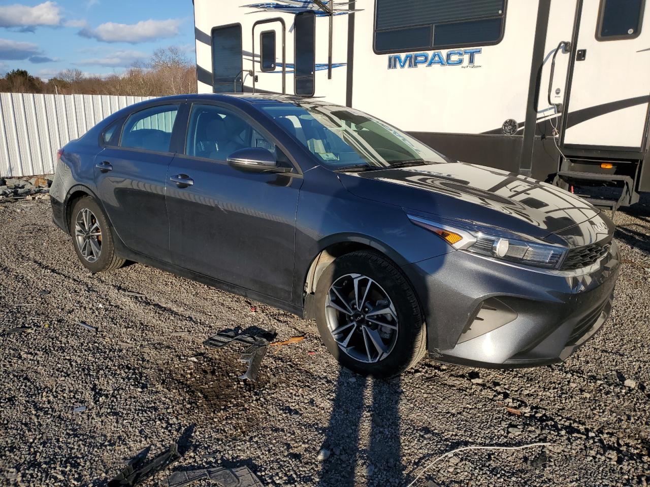 2023 Kia Forte - Image 4