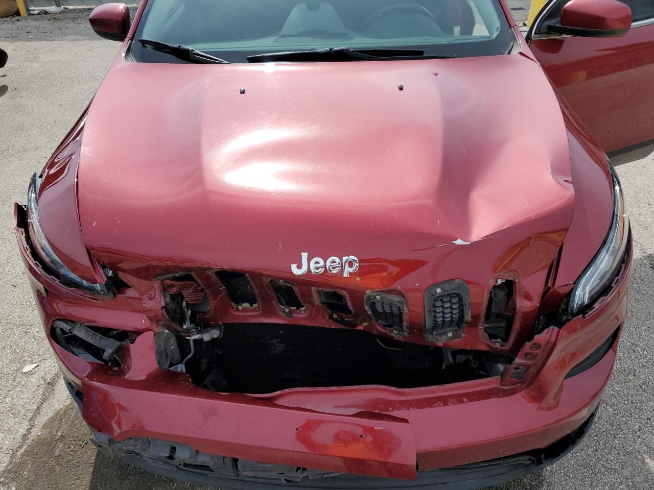 2017 Jeep Cherokee Latitude VIN: 1C4PJMCBXHW528444 Lot: 49841645