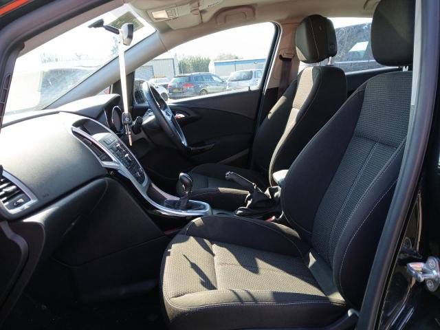 2015 VAUXHALL ASTRA SRI