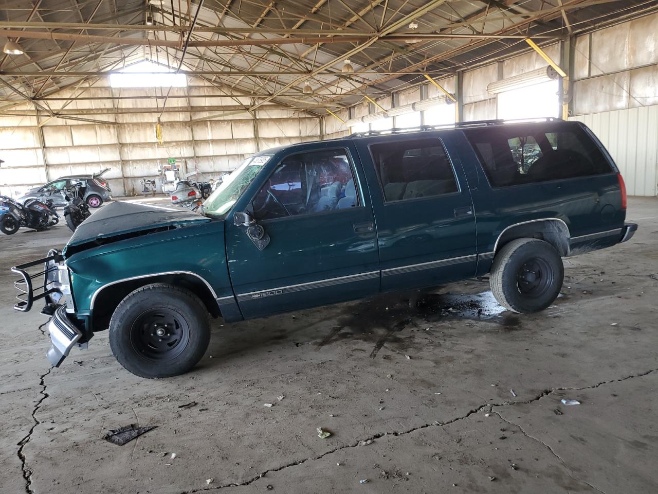 1997 Chevrolet Suburban - Image 1