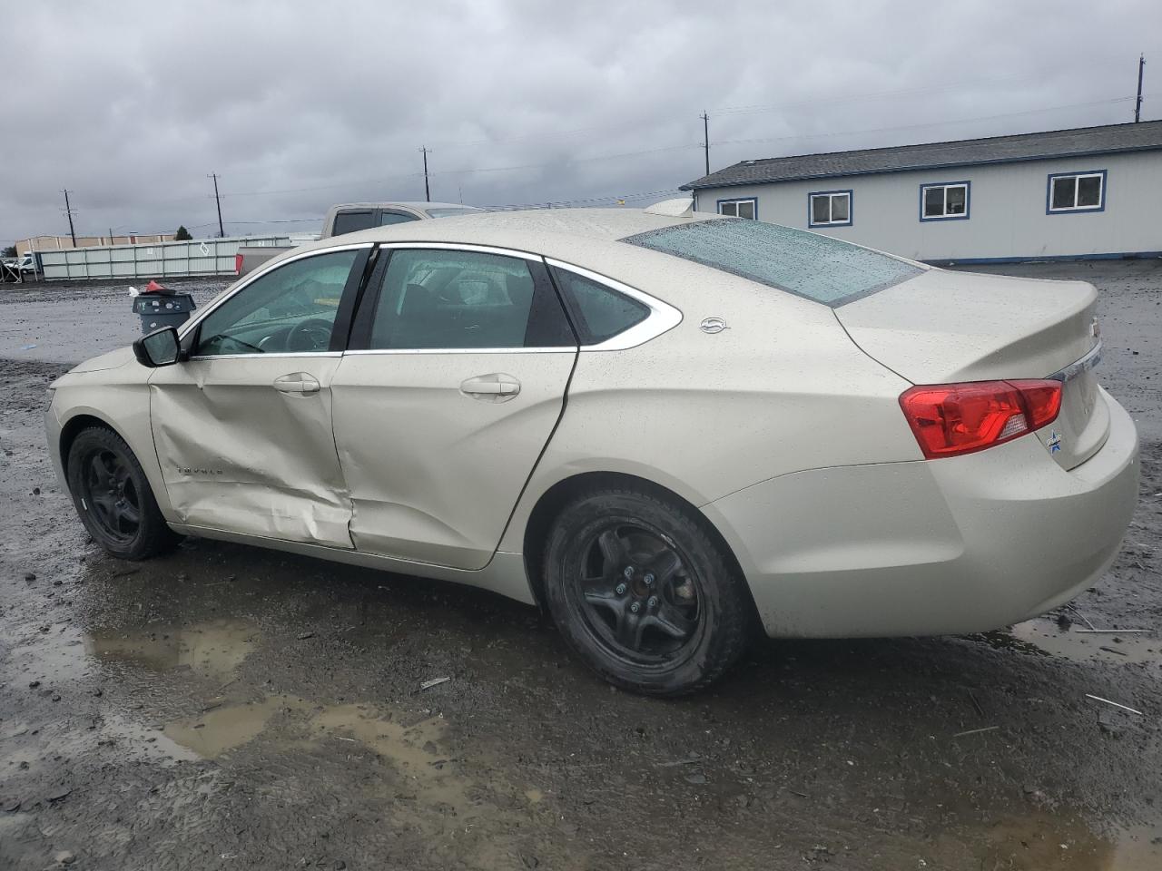 2015 Chevrolet Impala - Image 2
