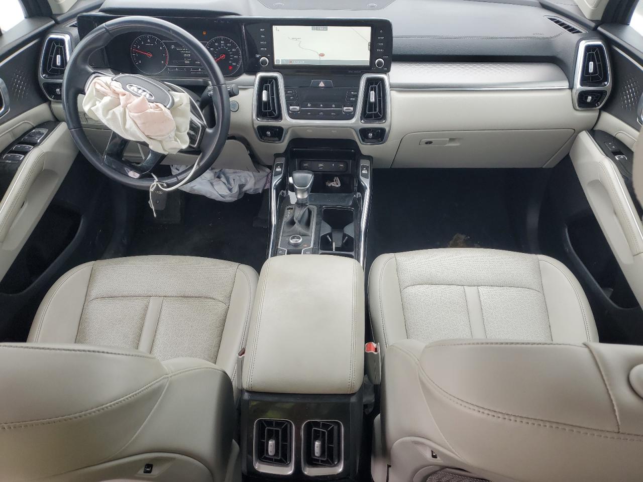 2021 Kia Sorento - Image 8