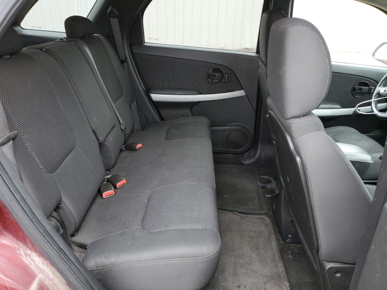 2009 Pontiac Torrent - Image 11