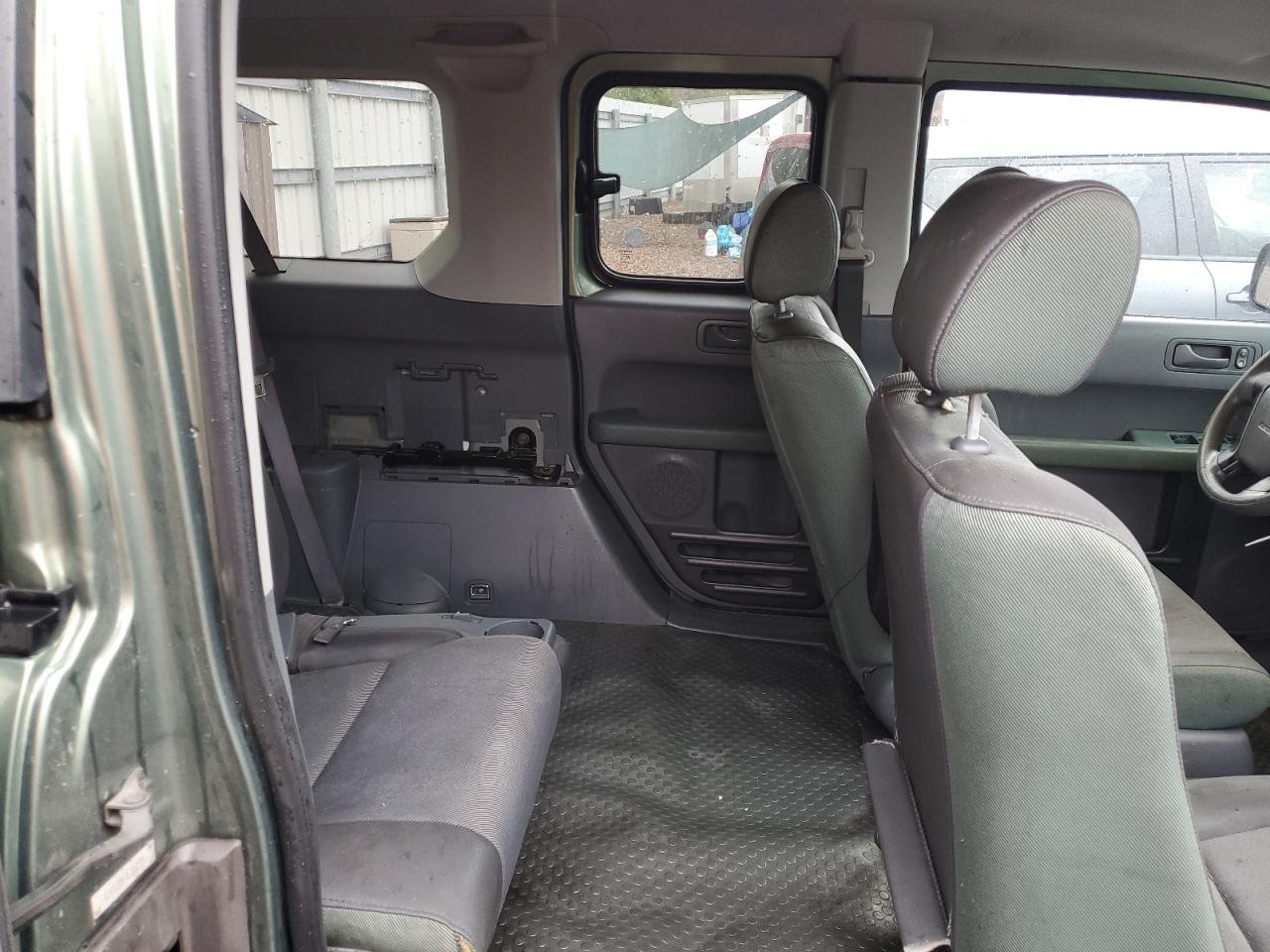 2003 Honda Element - Image 11