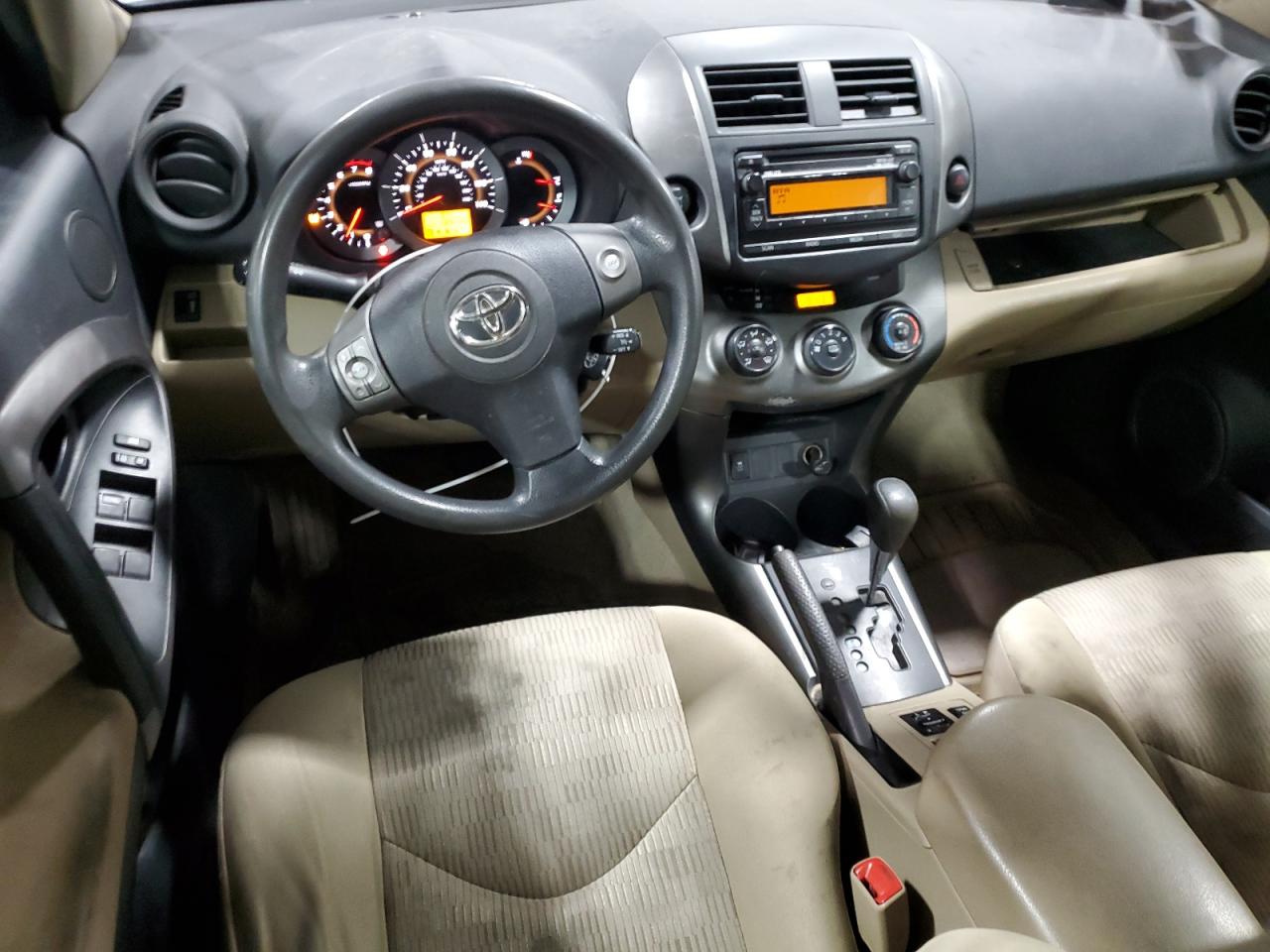2012 Toyota RAV 4 - Image 8