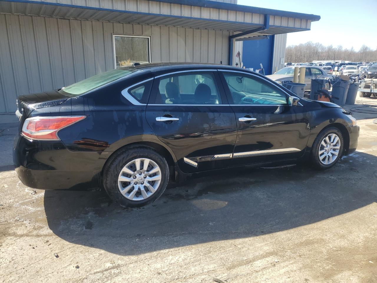 2015 Nissan Altima - Image 3
