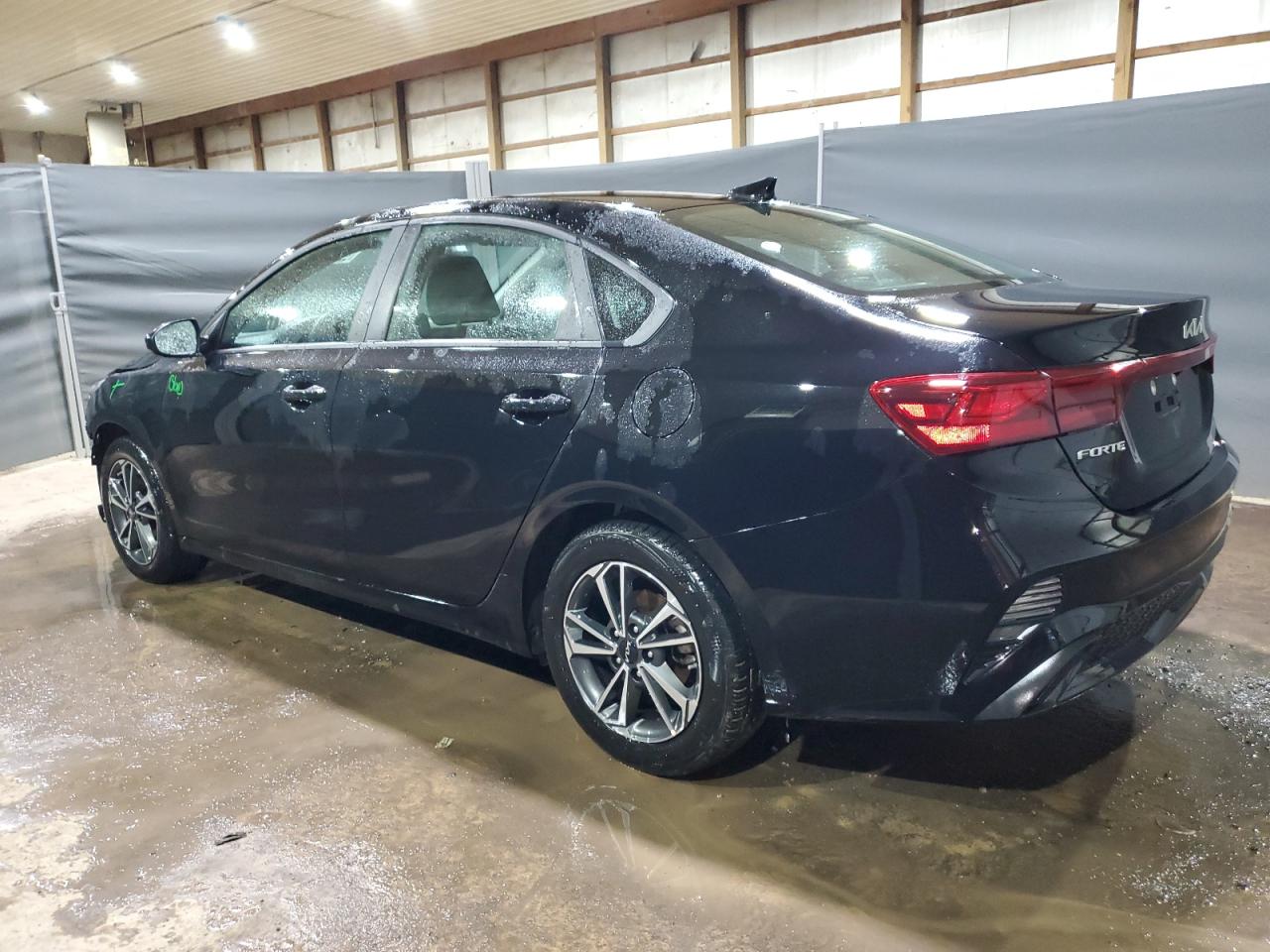 2024 Kia Forte - Image 2