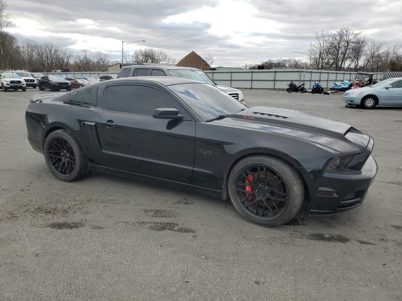 2013 Ford Mustang - Image 4