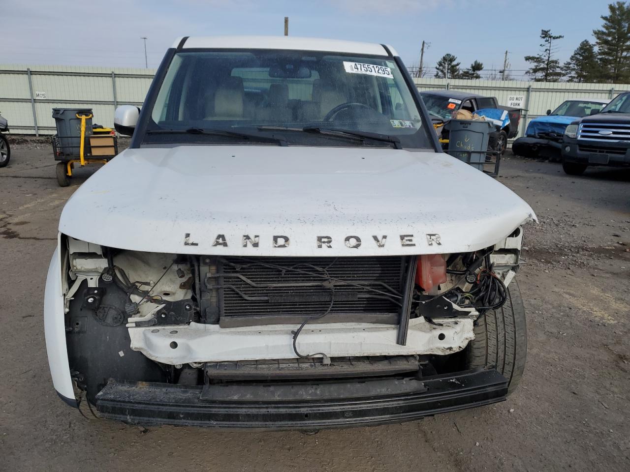 2013 Land Rover LR4 - Image 5