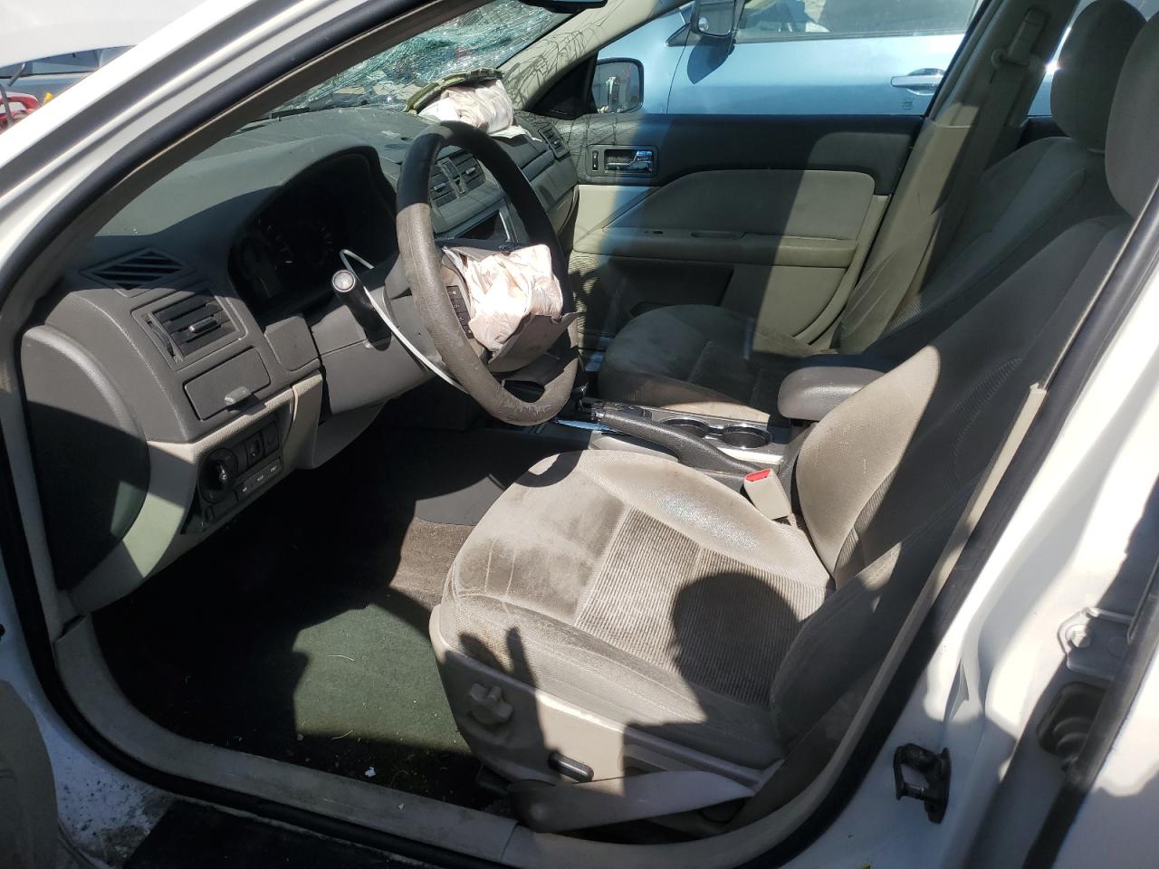 2010 Ford Fusion - Image 7