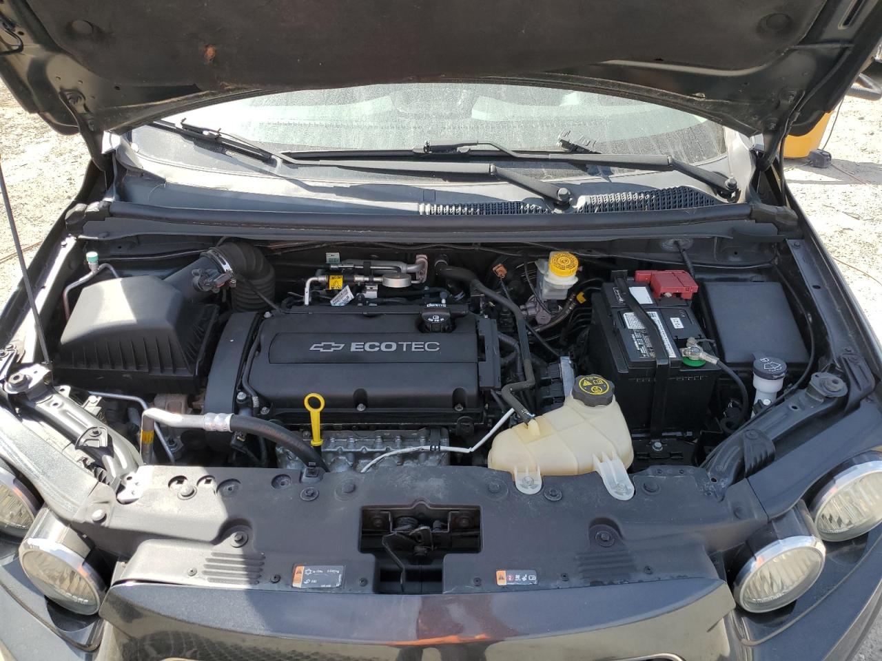 2015 Chevrolet Sonic - Image 11