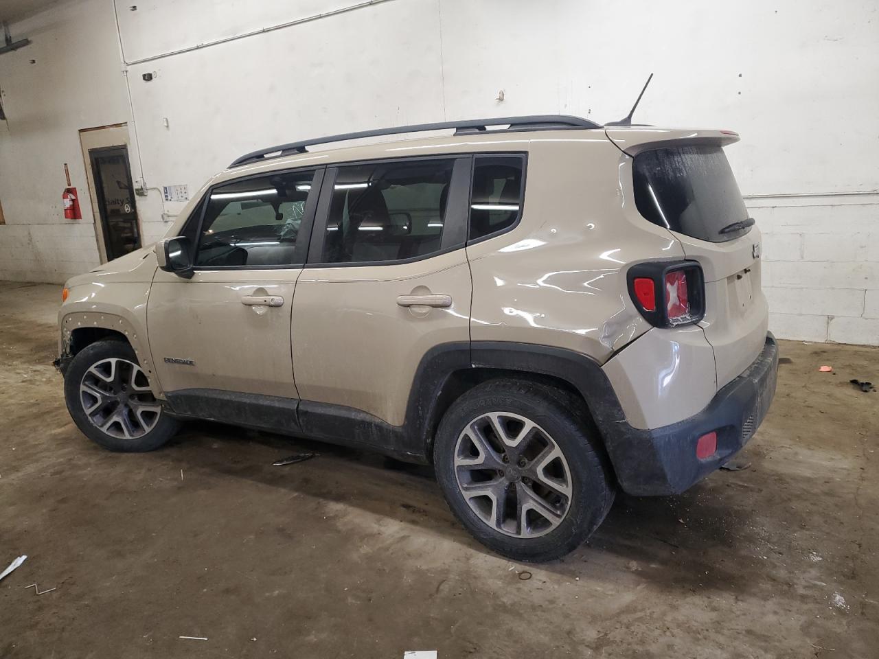 2015 Jeep Renegade - Image 2