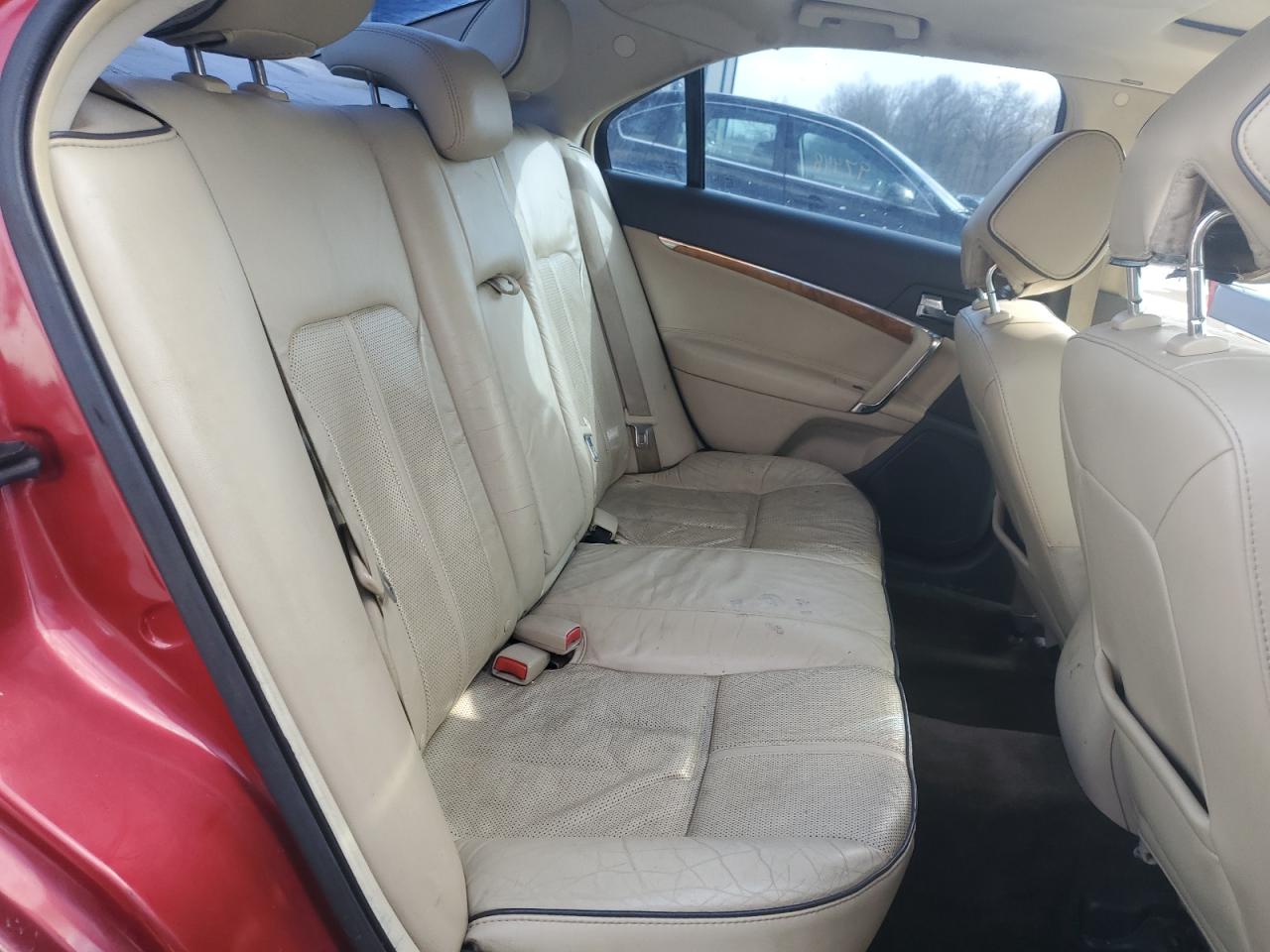 2012 Lincoln MKZ - Image 10